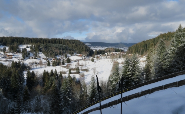 vers Tremplin Skis